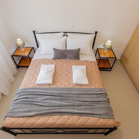 Costos Condos New 10A 1 Bedroom Návpaktosz Kültér fotó